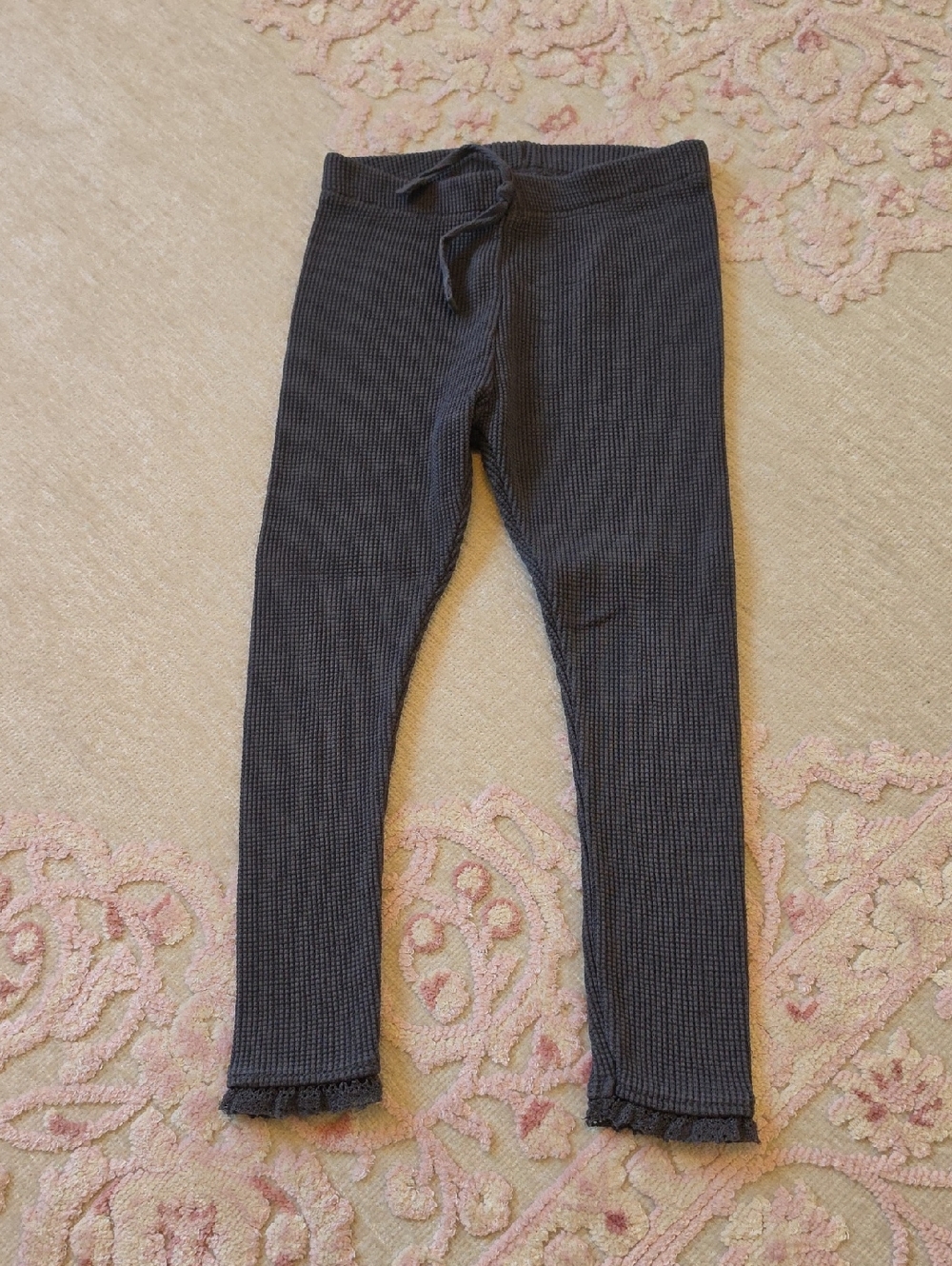 Zara Girls Dark Gray Waffle Knit Leggings with Ruffle Hem Size 4